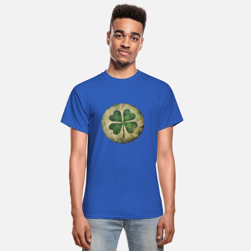 Vintage Shamrock Graphic