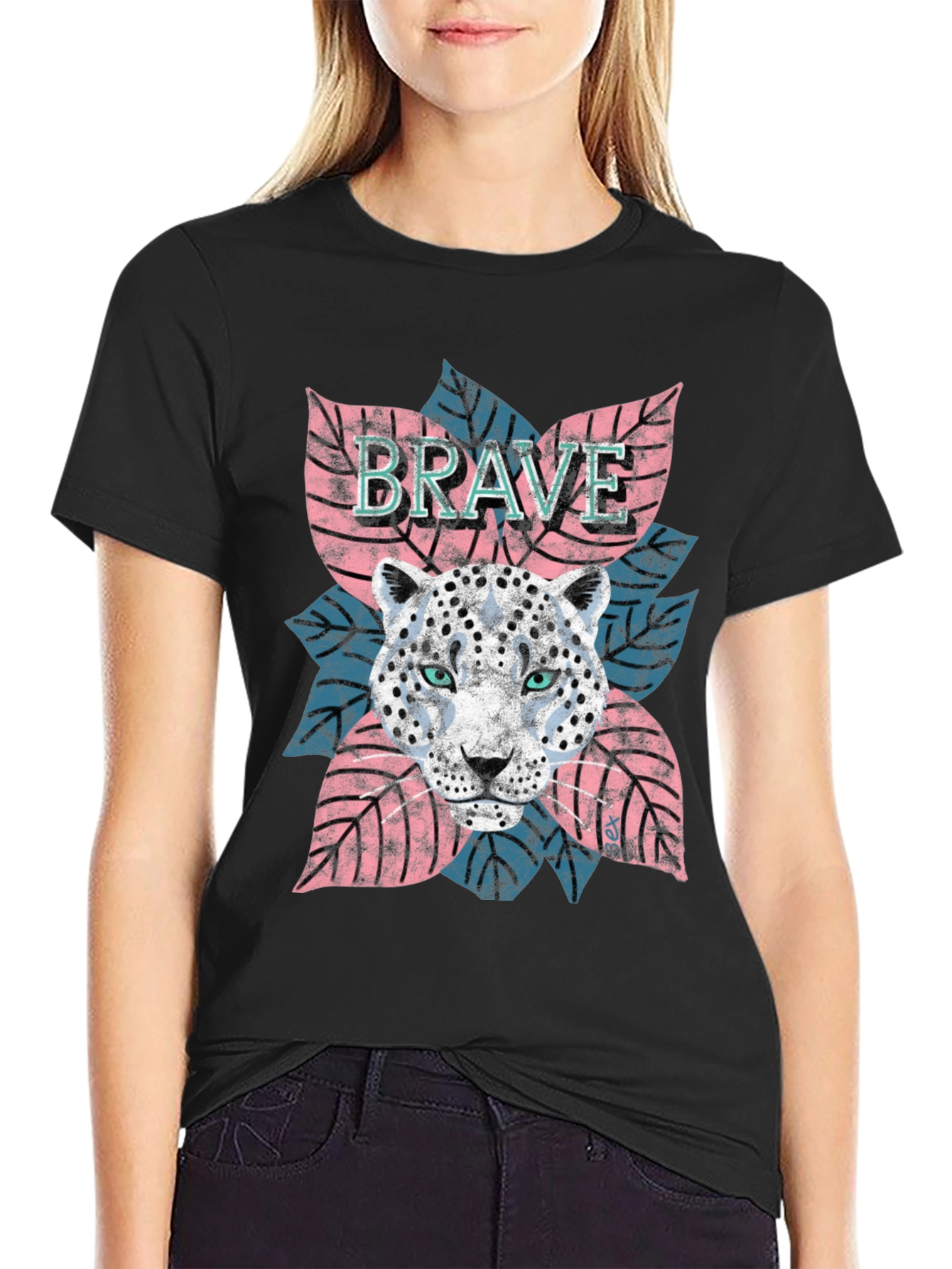 Brave Leopard Graphic Tee - Stylish Mens T-Shirt