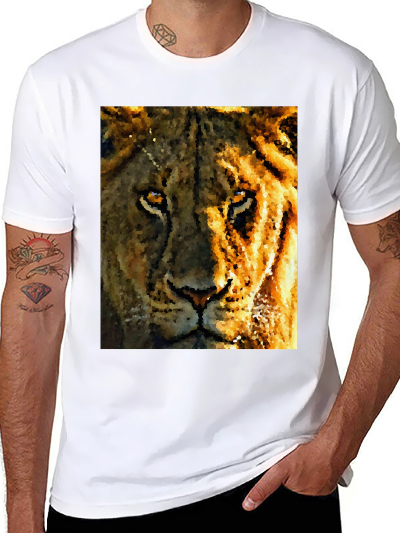 Lion Graphic Tee - Bold Animal Print T-Shirt