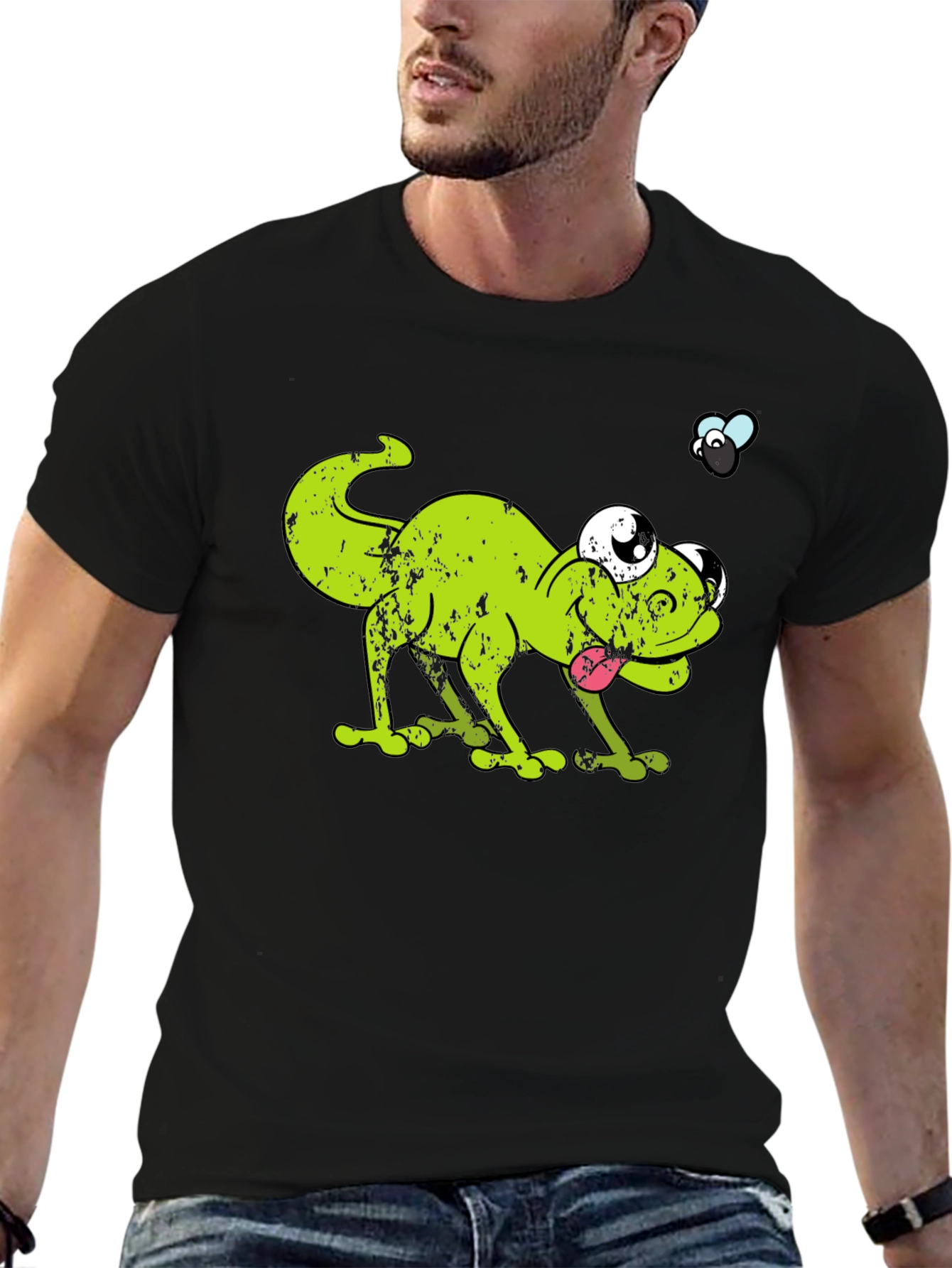 Funny Lizard Chasing Fly Graphic T-Shirt