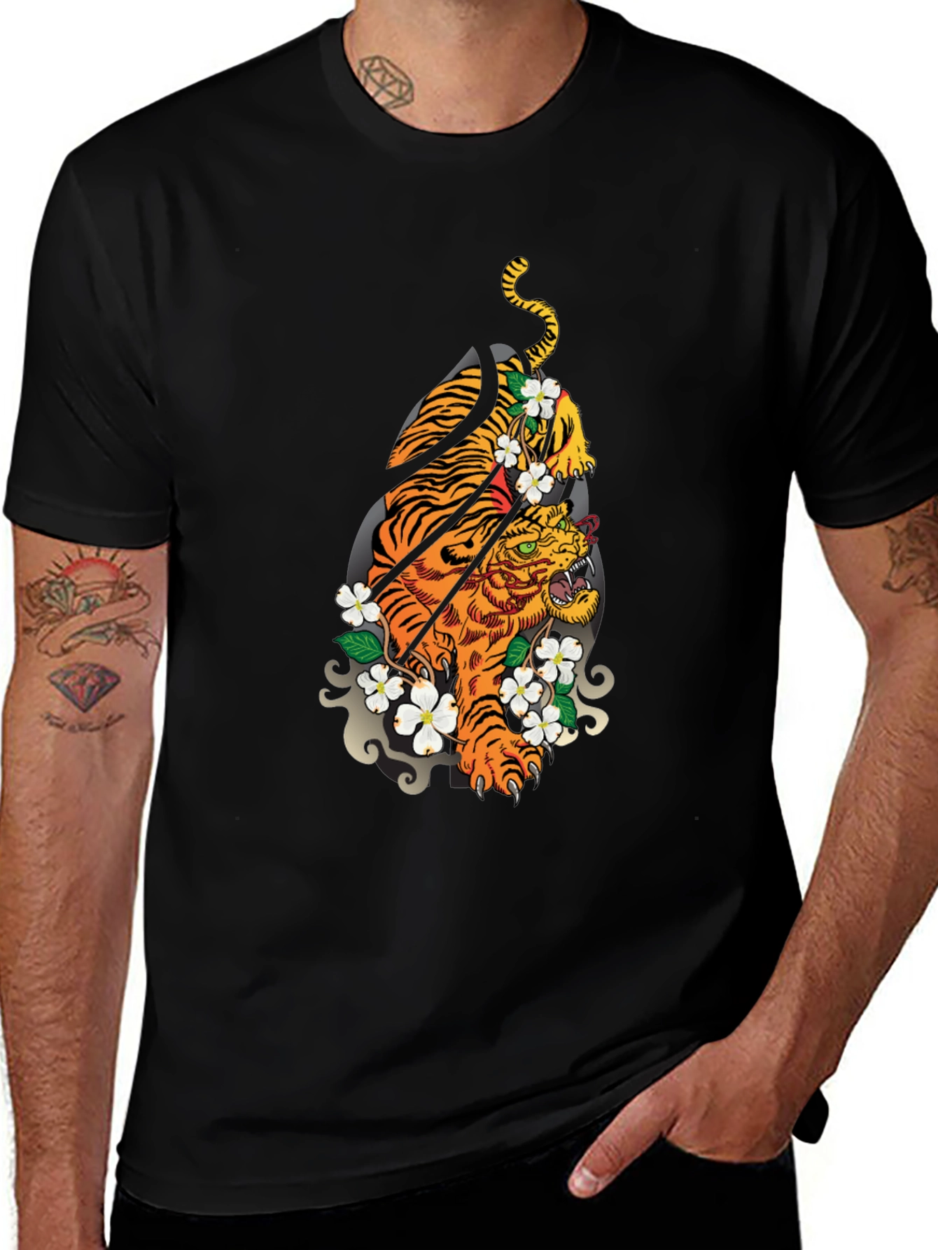 Tiger Graphic Black Tee - Unique Design
