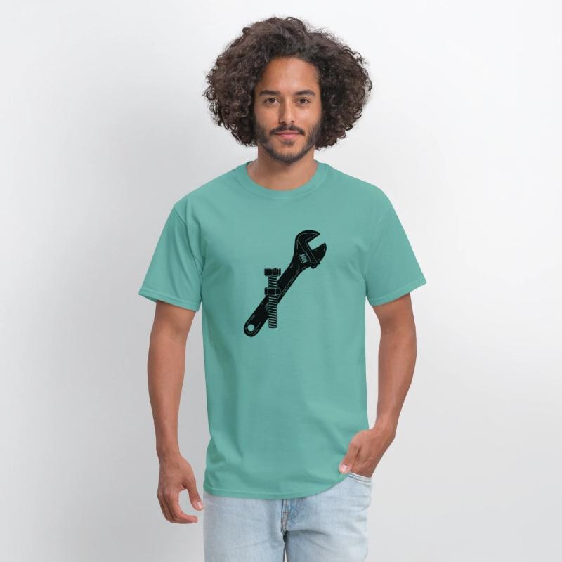 Mechanic logo with nut and bolt