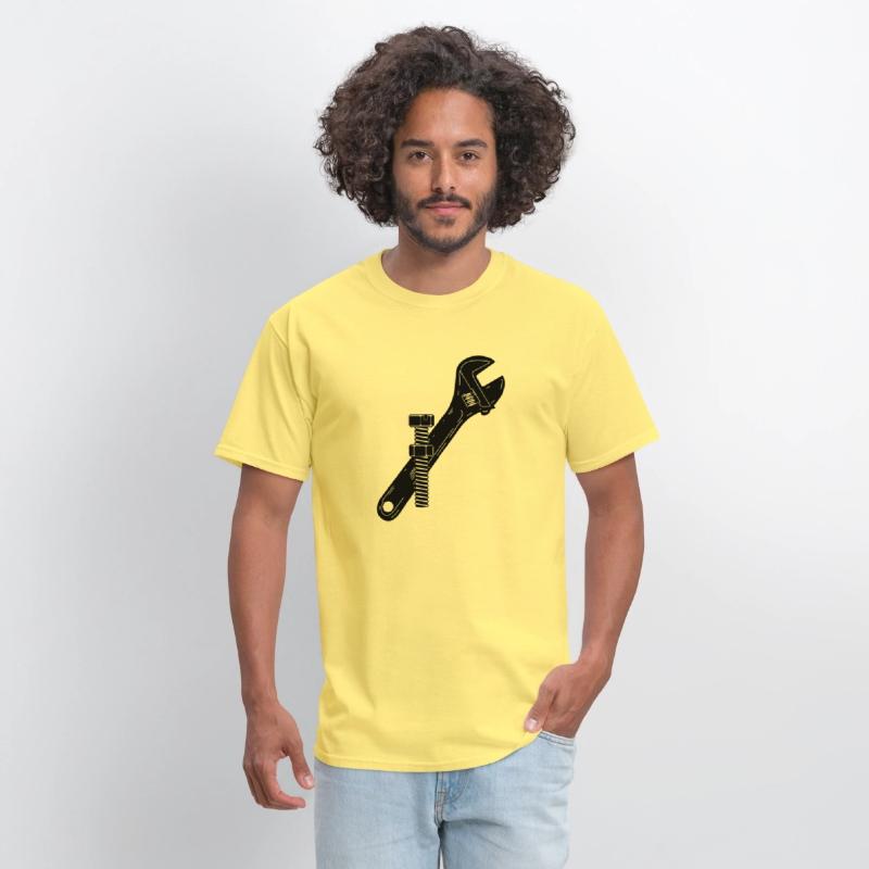 Mechanic logo with nut and bolt