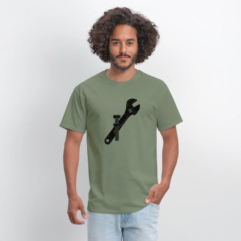 Mechanic logo with nut and bolt