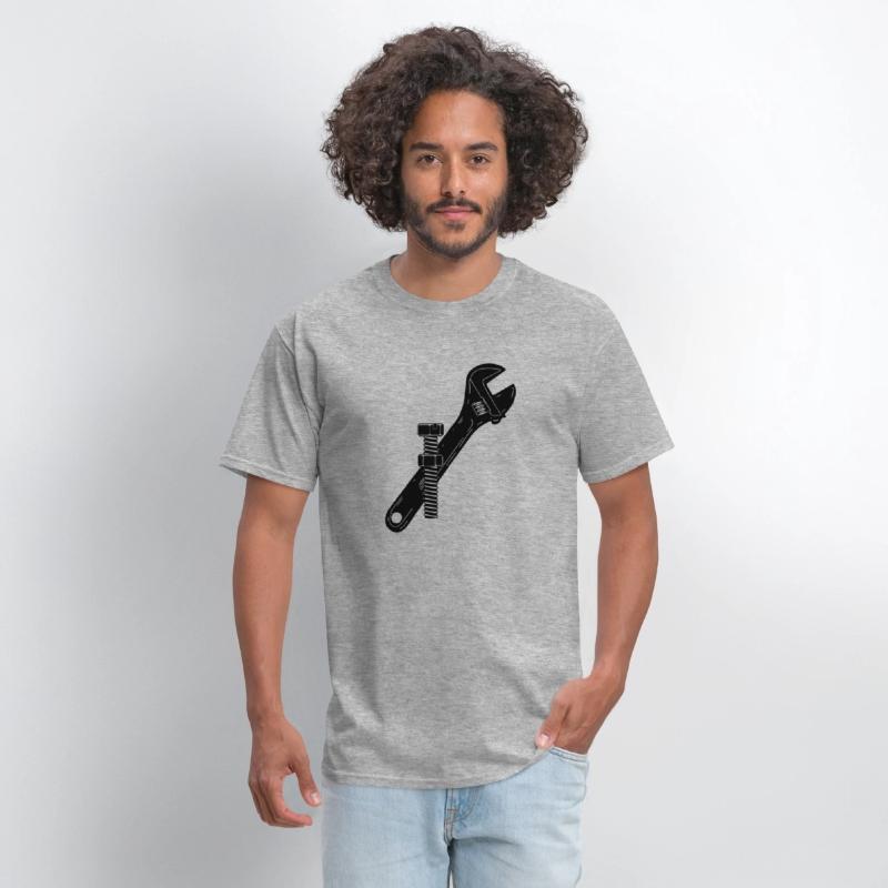 Mechanic logo with nut and bolt