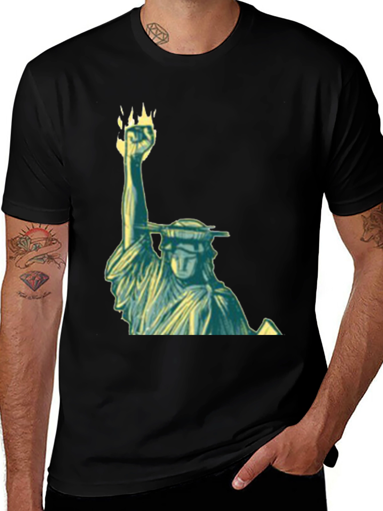 Statue of Liberty Graphic Black T-Shirt