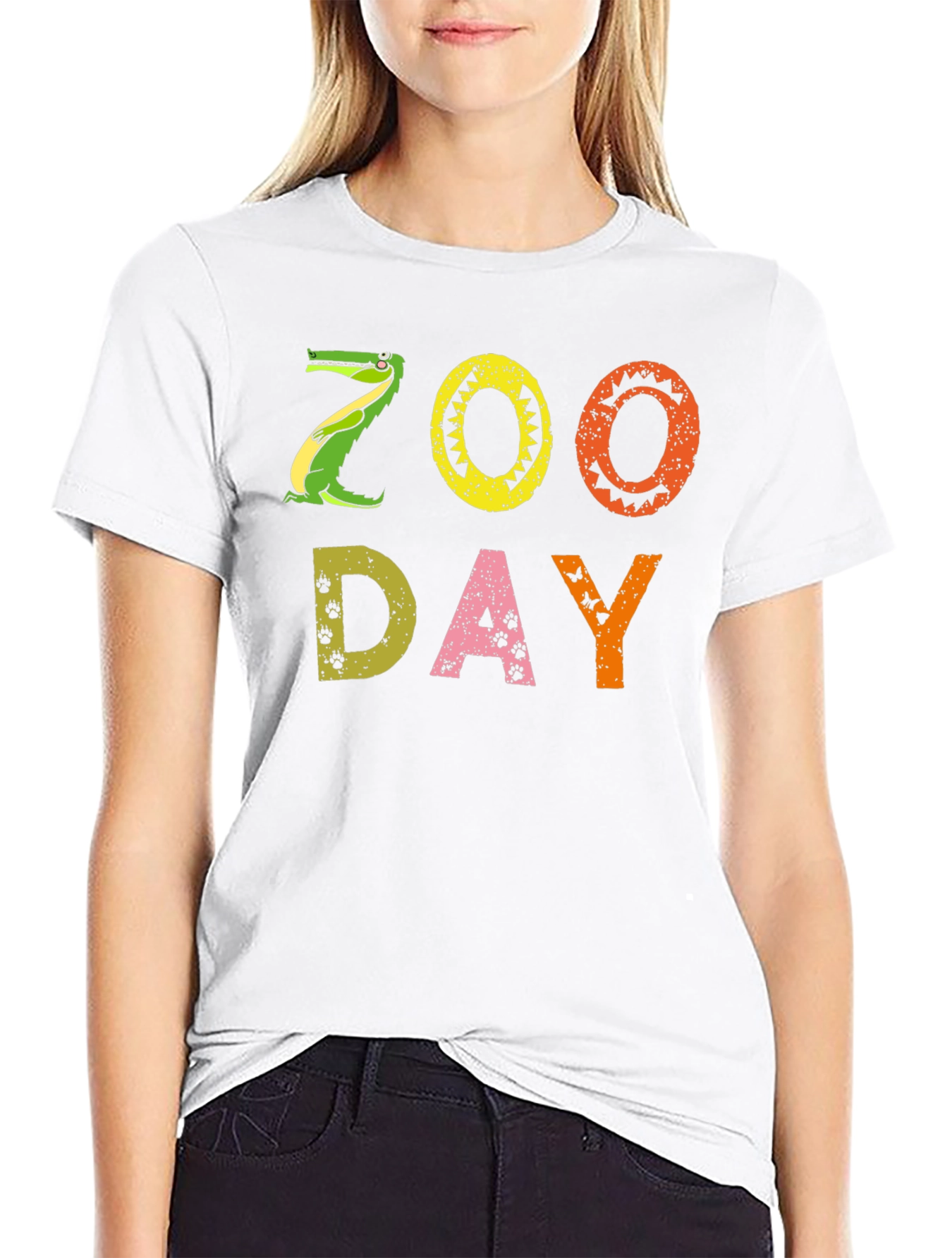 Zoo Day Graphic T-Shirt - Fun Animal Design