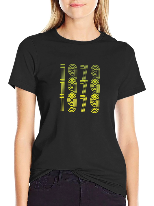 1979 Retro Graphic Tee - Vintage Style Birthday T-Shirt