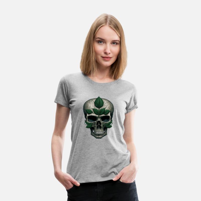 skull with a four-leaf clover in the center T-shir