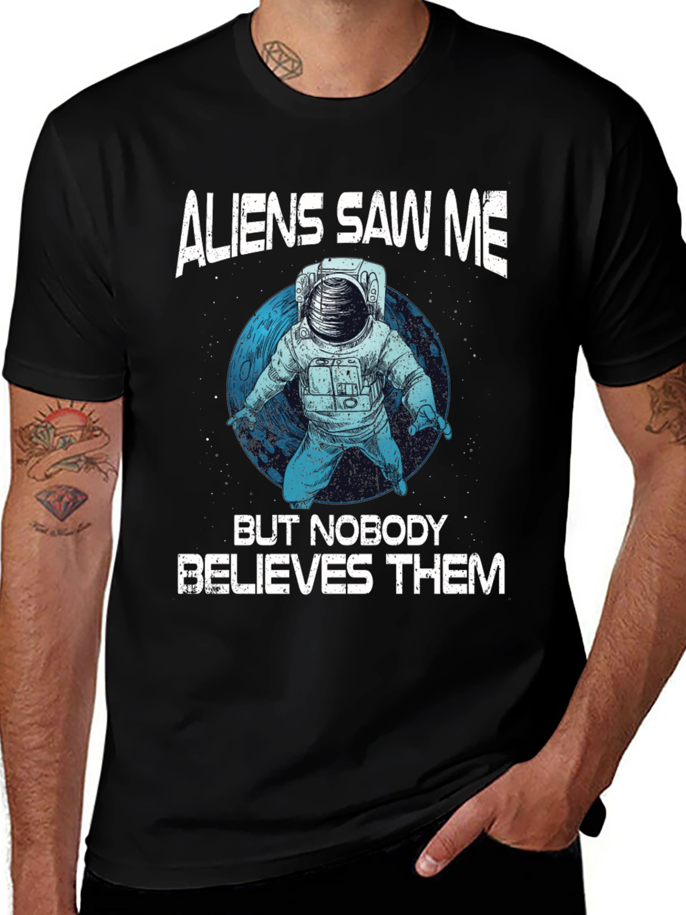 Aliens Saw Me Astronaut Graphic T-Shirt