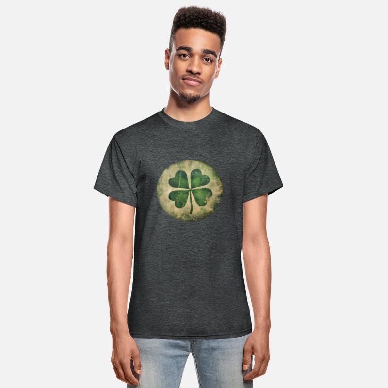 Vintage Shamrock Graphic