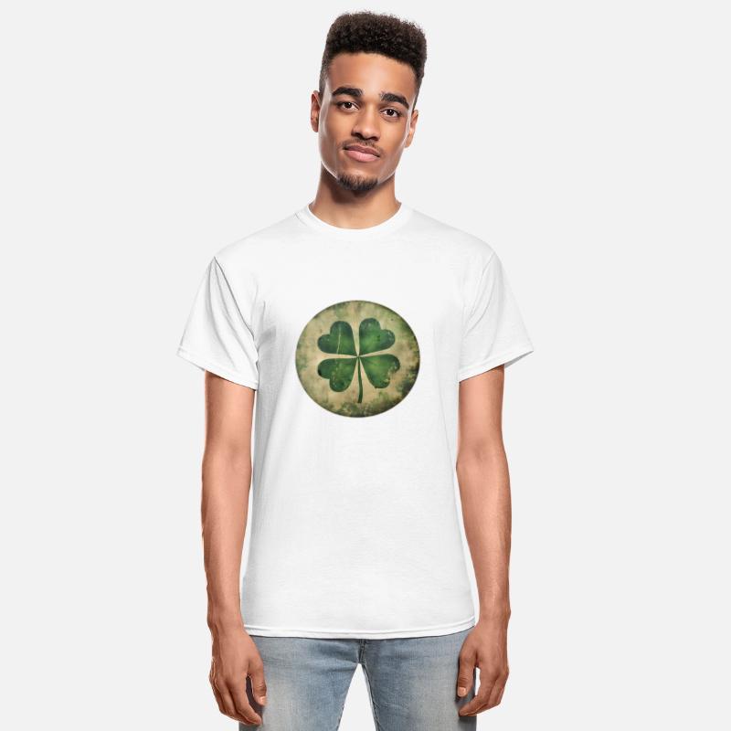 Vintage Shamrock Graphic